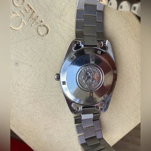 Mens and women’s OMEGA watch set 🌟🌟🌟🌟🌟